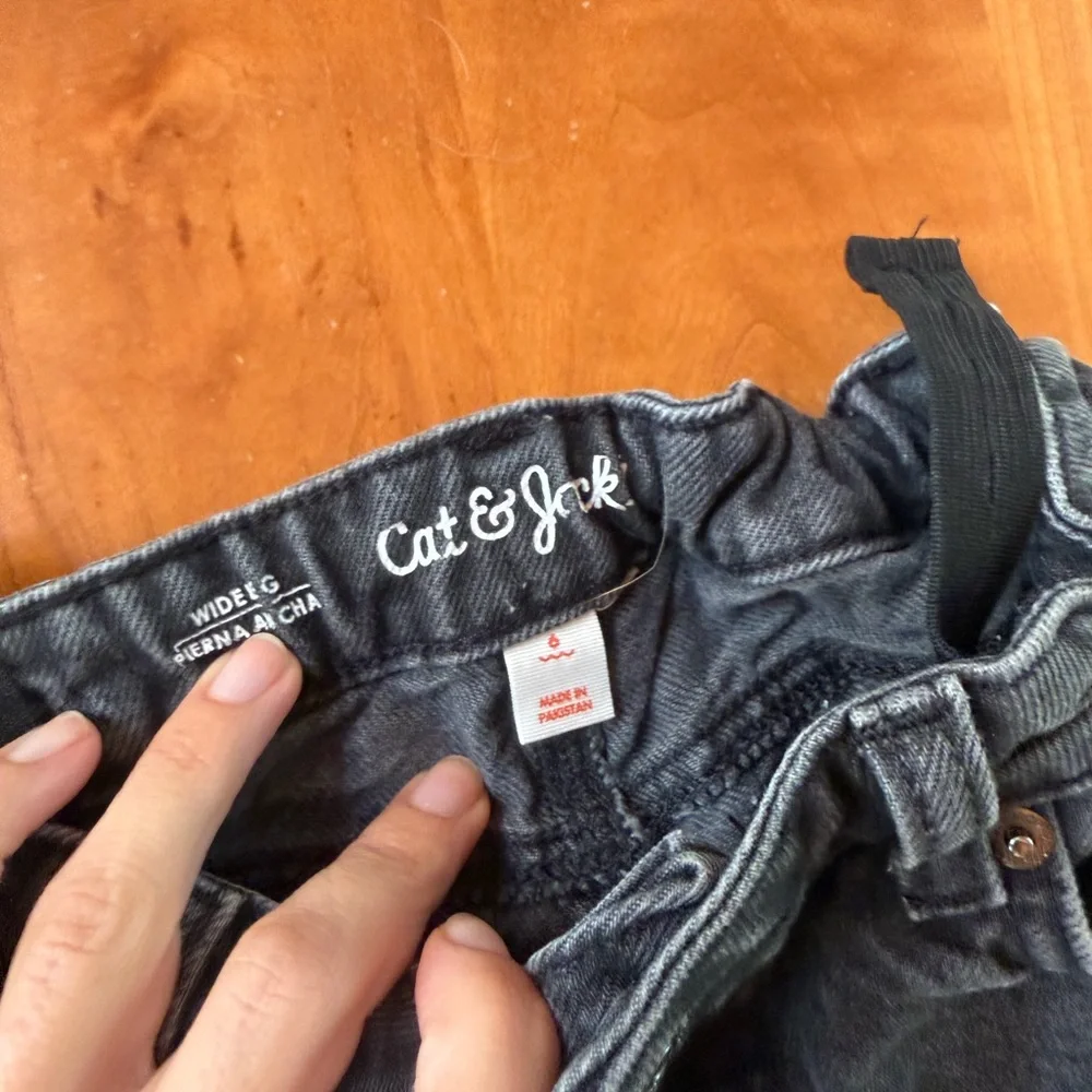 Cat and Jack black jeans size 6